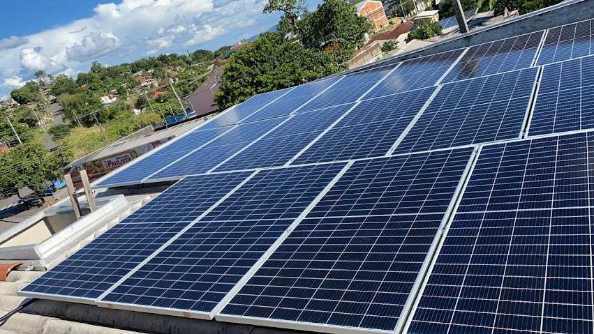 Como contratar energia solar sem precisar comprar os equipamentos